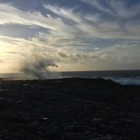 Teachin An Tsruthain Galway